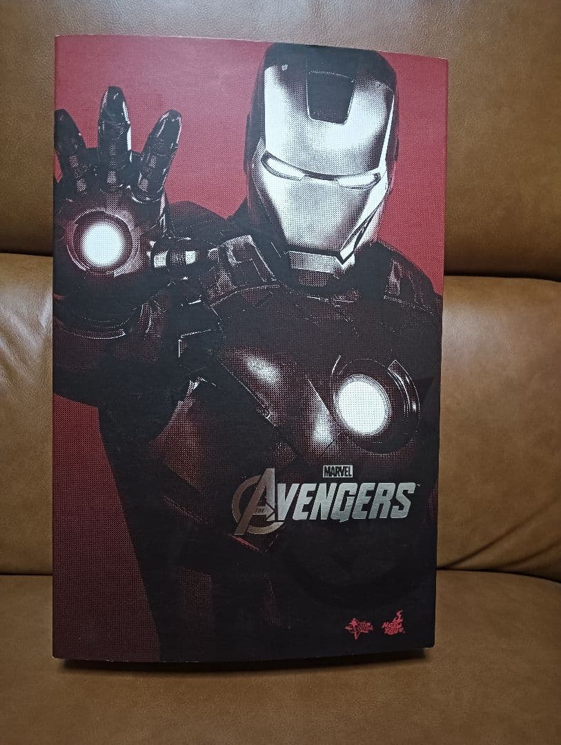 MARVEL　ホットトイズ　 アイアンマン、マーク7 1/6　フィギュア