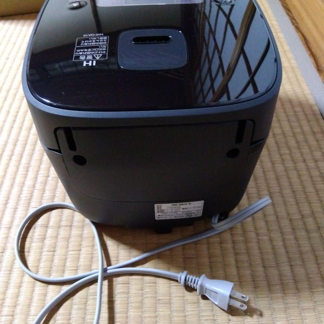 象印炊飯器　豪熱大火力　NW-QA10-BA