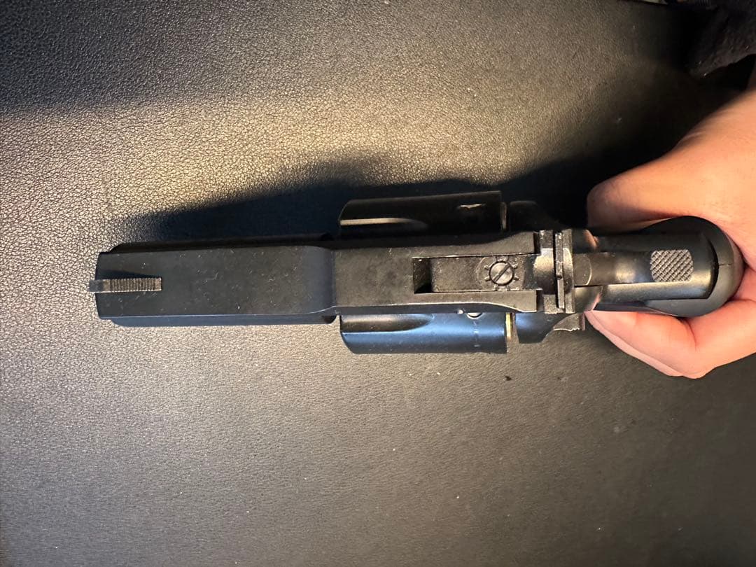 リボルバー(マグナム) ブラック