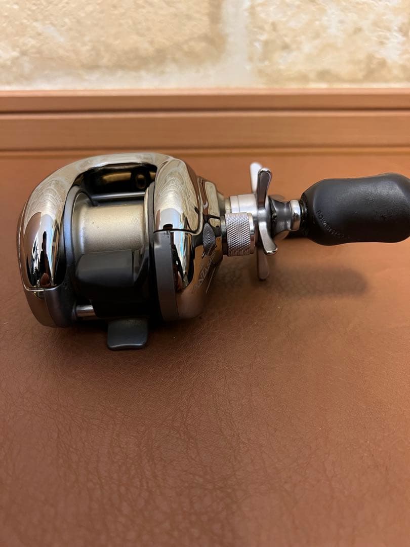 シマノ スコーピオンアンタレス右ハンドル 中古品　RH220