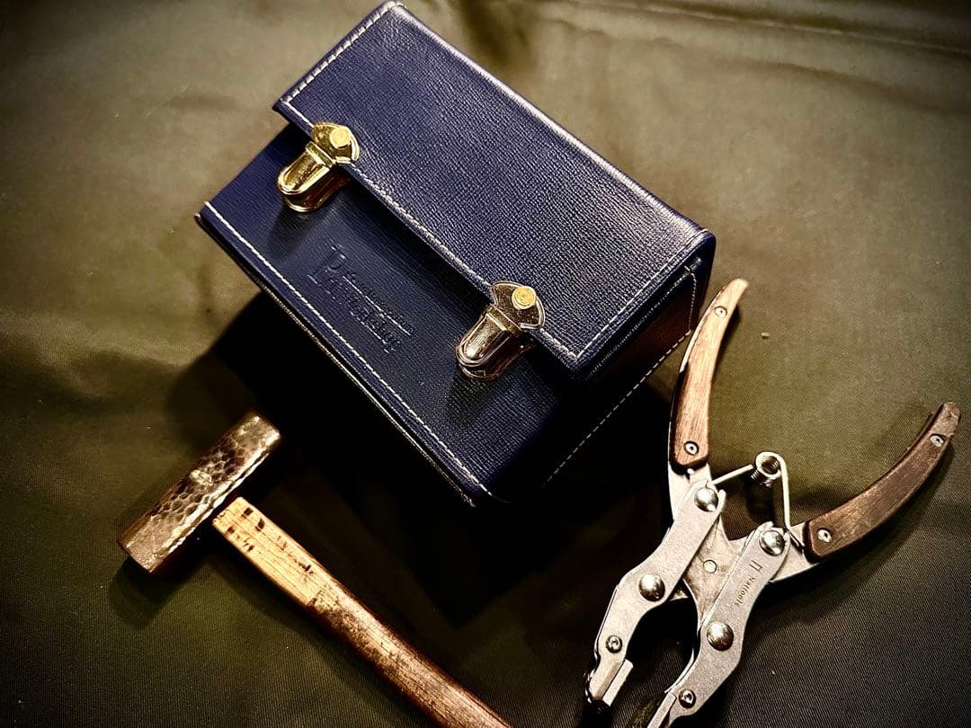 在庫入替SALE！Pvt.Workshop 本革　デッキケース