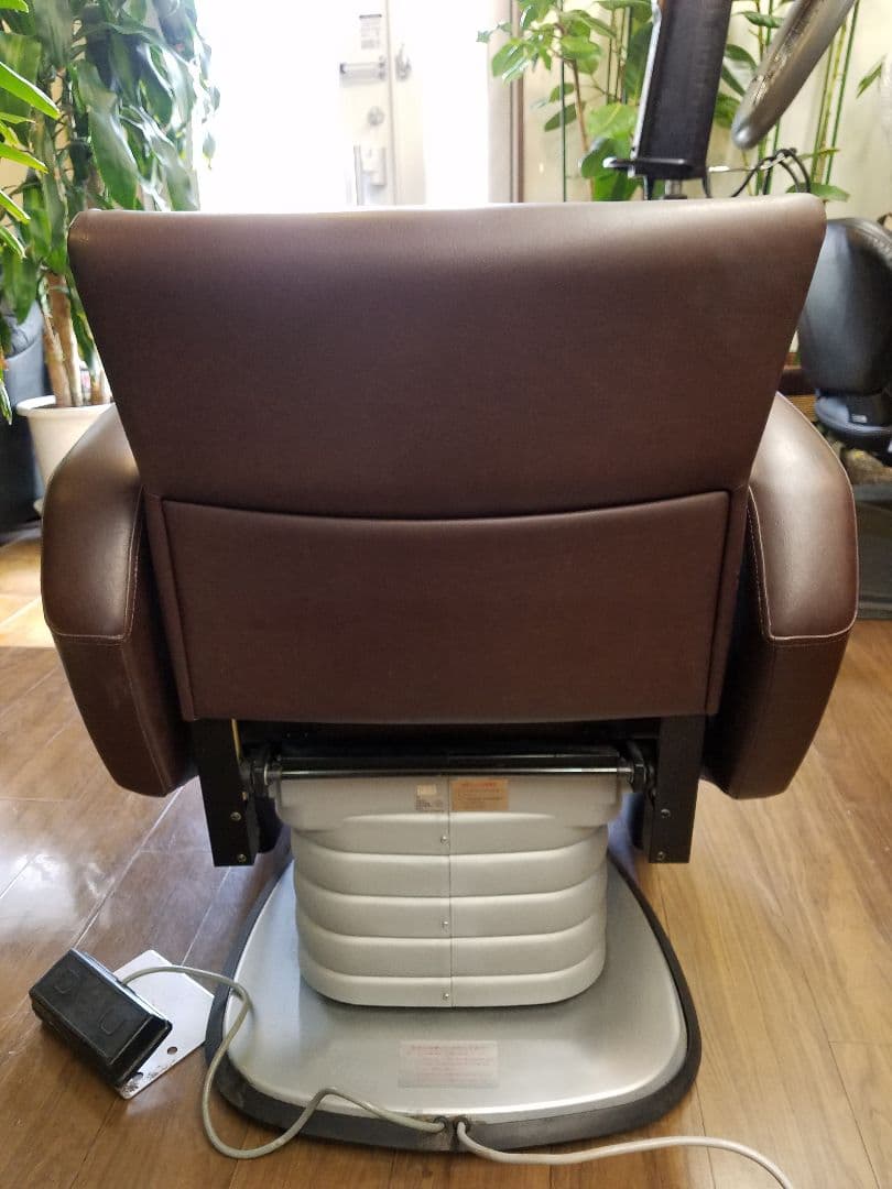 オオヒロ シャンプー電動椅子 クッション性も良◎
