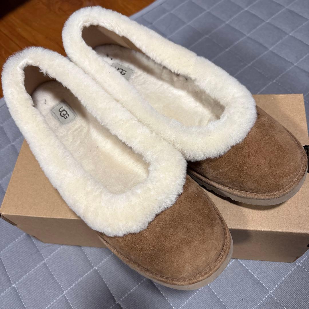 希少　美品UGG Zora Ballet Flat 26センチ