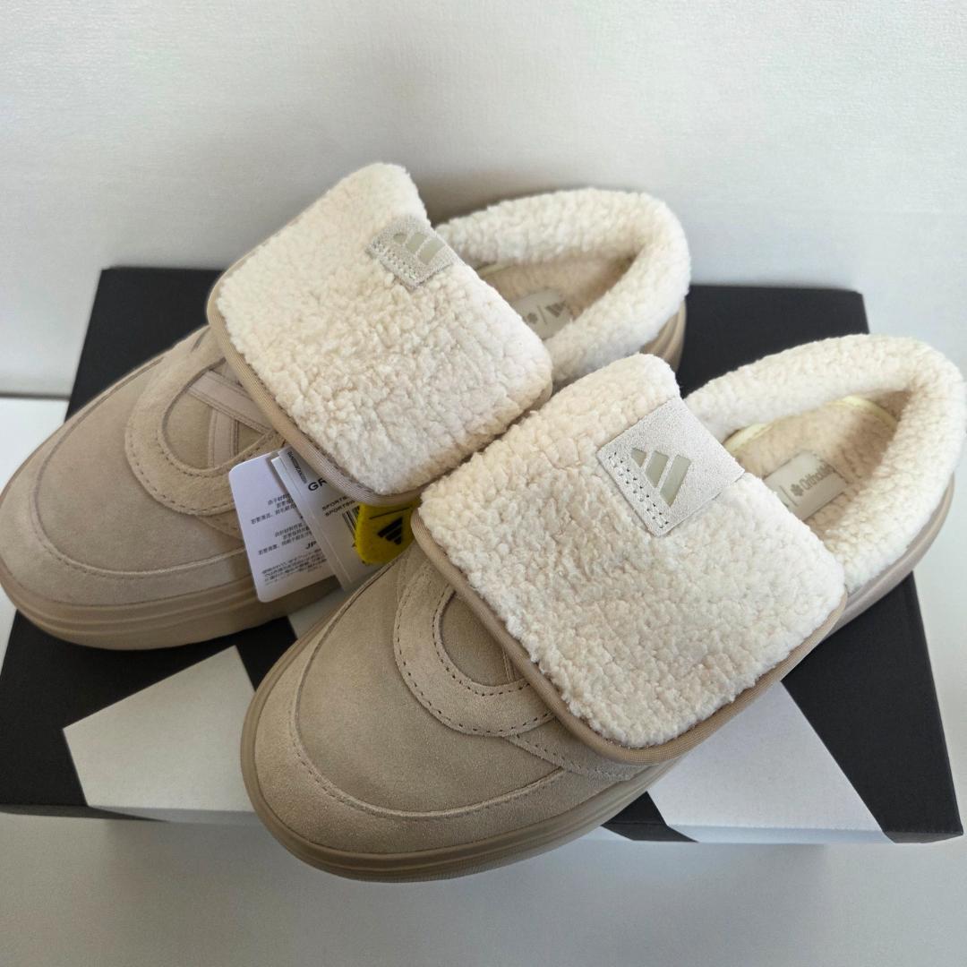 【韓国限定】新品未使用 23.5 adidas グランドコートミュール ベージュ