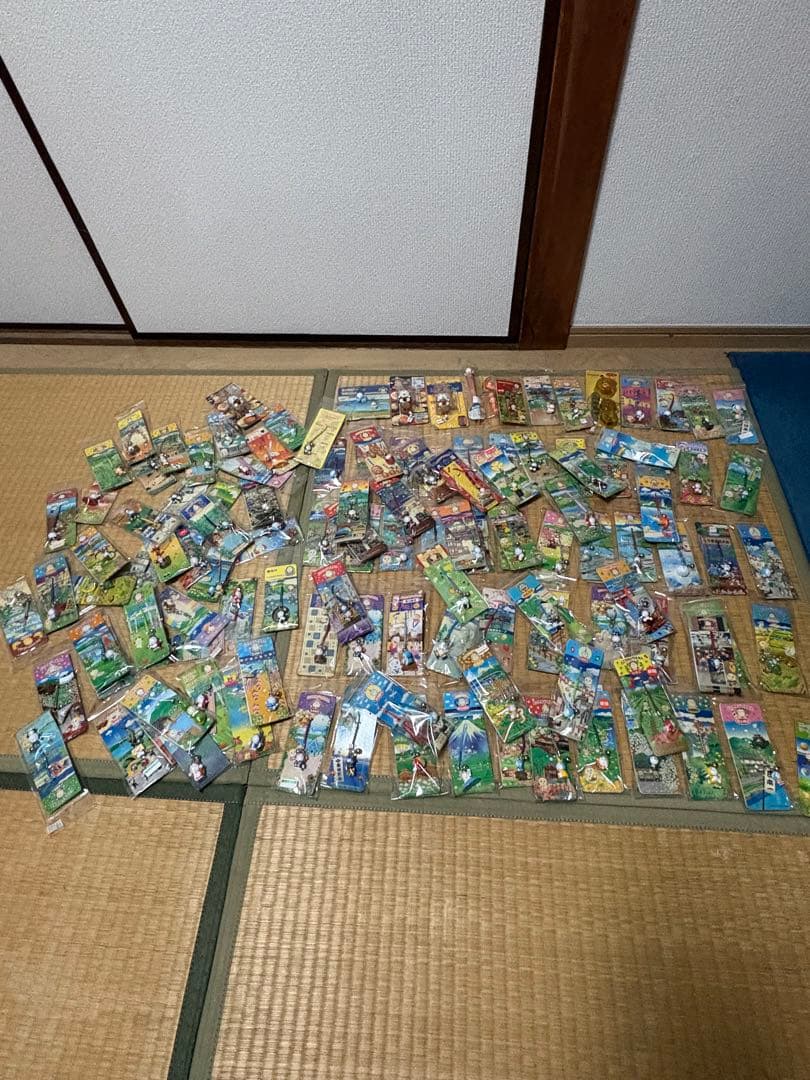 【値下げ】ドラえもん 全国　根付け　ストラップ 130個セット　おまけ付き