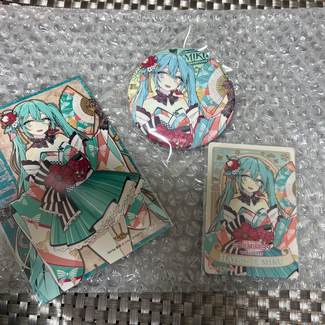初音ミク 39culture 2020 缶バッジ 特典ブロマイド カード他/赤倉