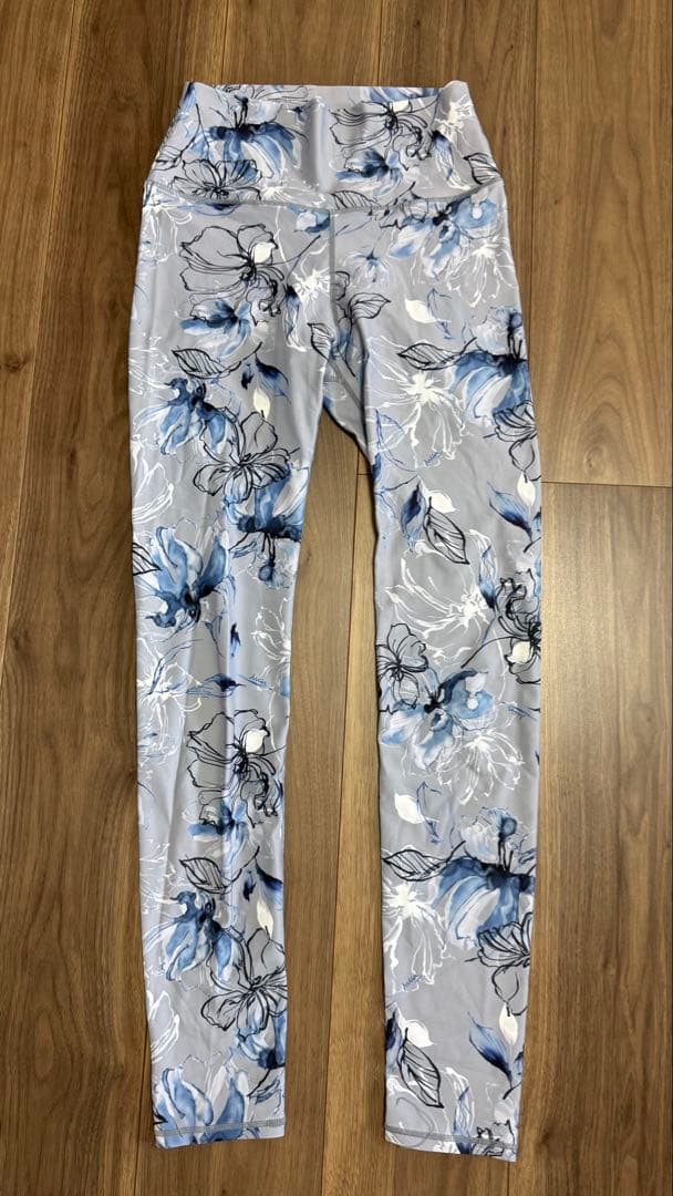 Julier 花柄 ヨガウェア 1サイズ（Mサイズ）レギンス