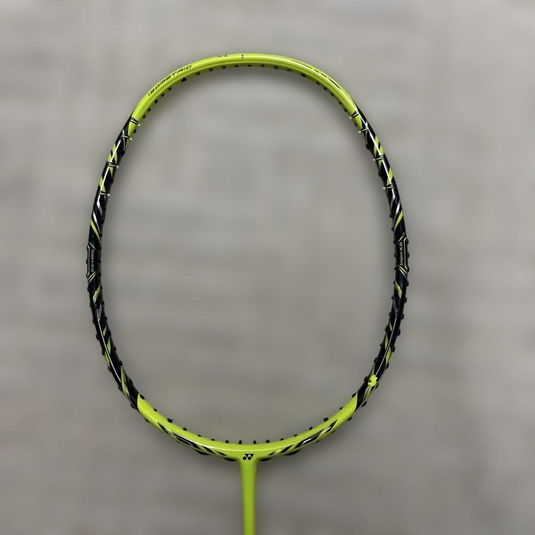 YONEX バドミントンラケット 3U ナノレイZ SPEEDです。