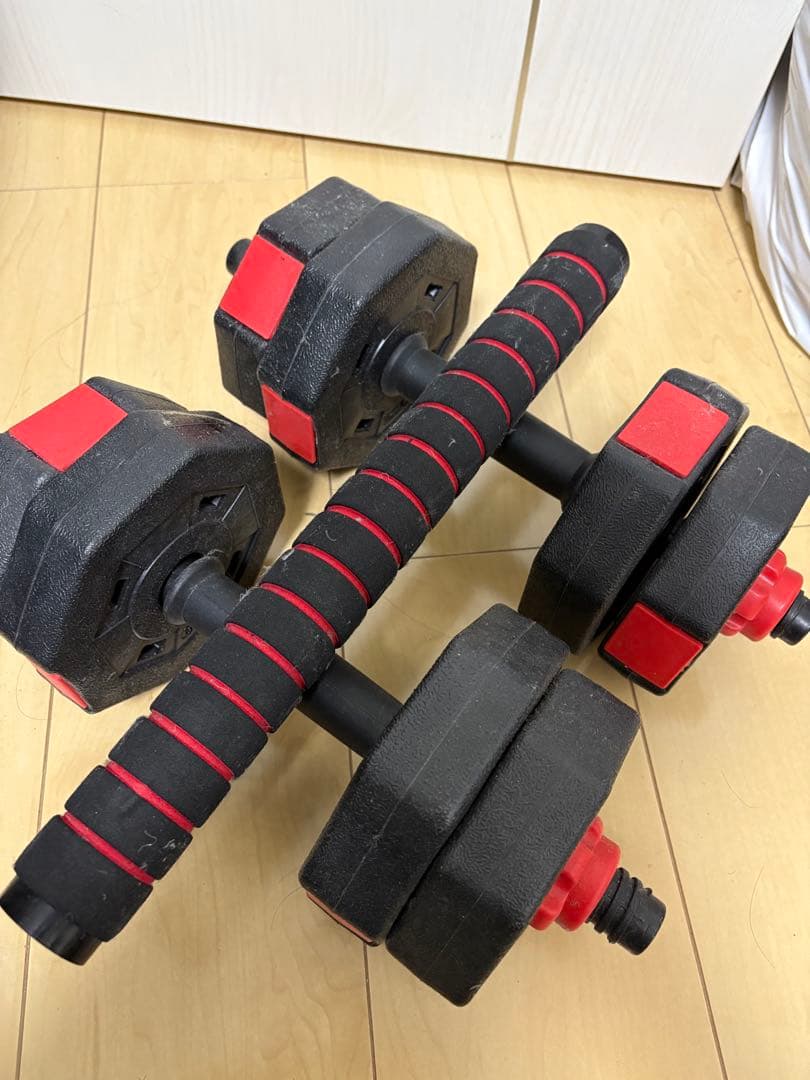 ダンベル・プッシュアップバー・腹筋ローラーセット