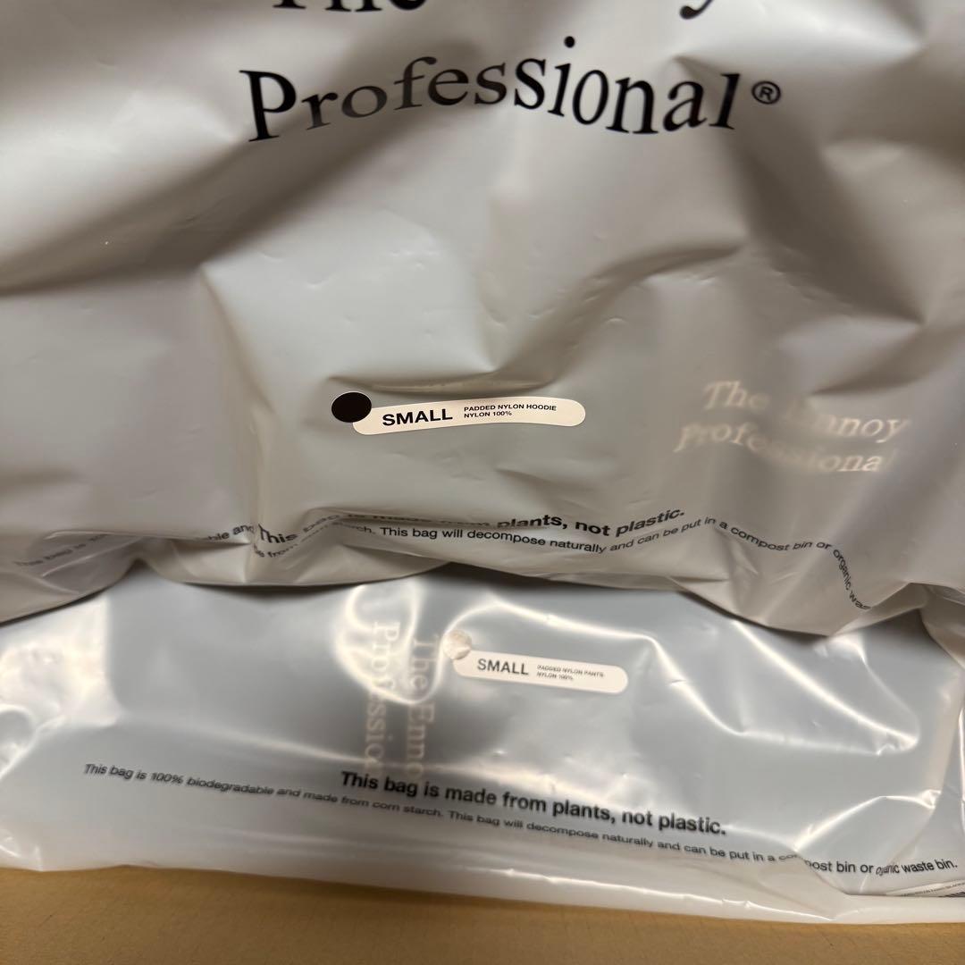 ENNOYとスタイリスト私物 PADDED NYLON SET UP 2026