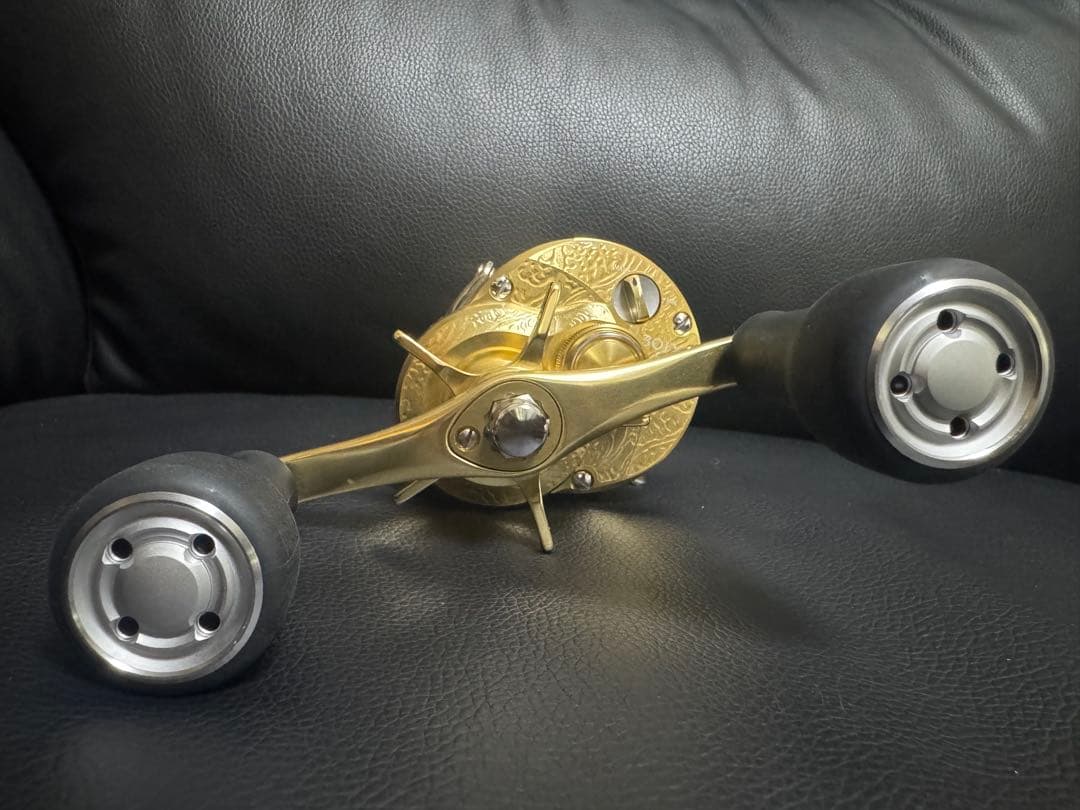 SHIMANO カルカッタコンクエストMD301XGLH