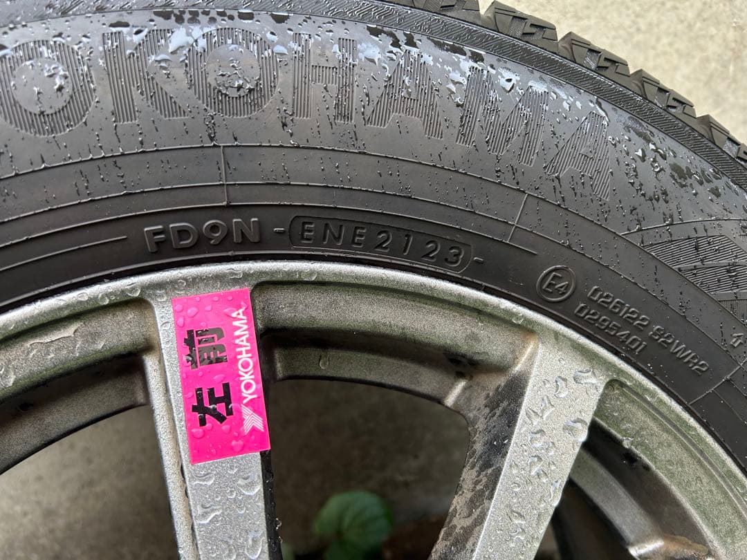 YOKOHAMA IG60スタッドレス　30 50プリウス　など　PCD100