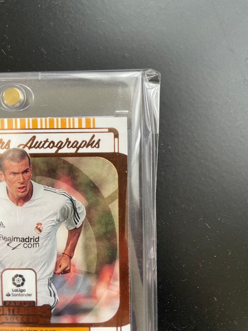 ジネディーヌ・ジダン　panini chronicles 直筆サイン　34枚限定