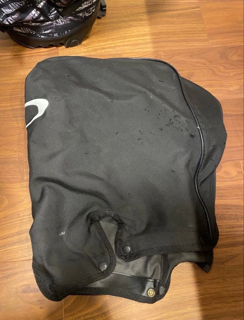 OAKLEY キャディバッグ ブラック/ホワイト