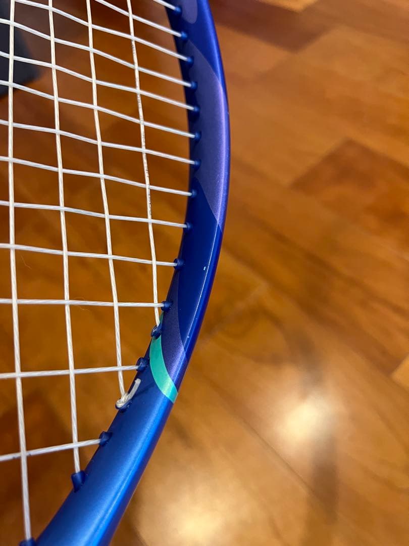 美品　ジュニア用 ヨネックス EZONE 26 硬式テニスラケット YONEX