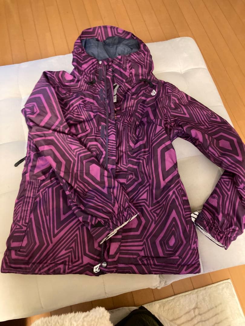 スノボウェア　volcom レディース　s 紫　パープル