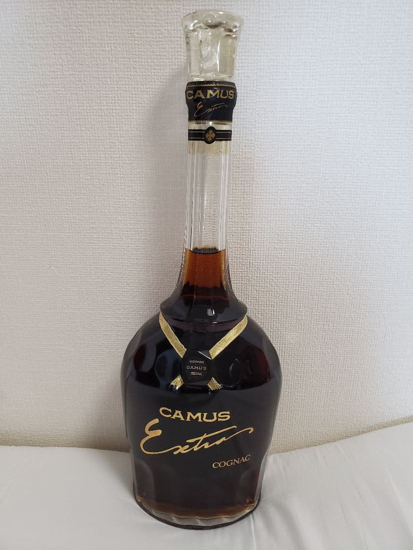 CAMUS Extra コニャック 700ml