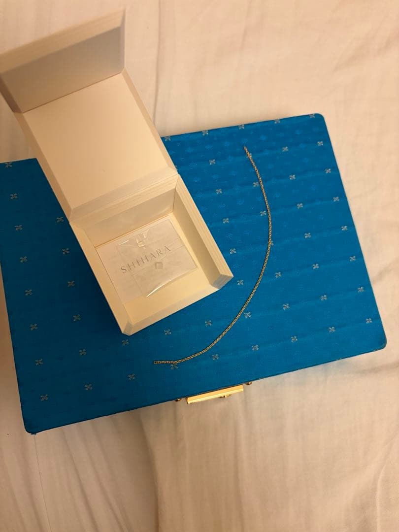 【ほぼ未使用　限界値下げ】シハラ　チェーンピアス18KG 片耳