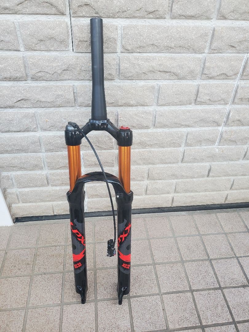 超軽量エアサスペンション フォーク