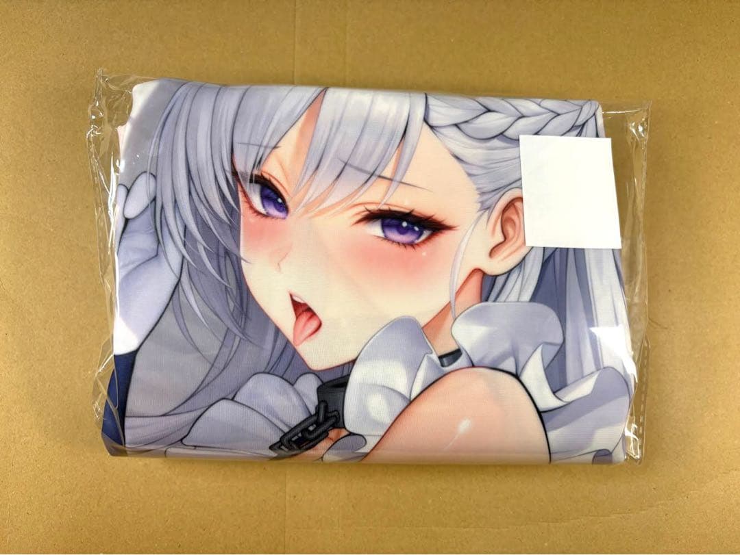 輝夜白兎 アズールレーン ベルファスト 抱き枕カバー 差分版