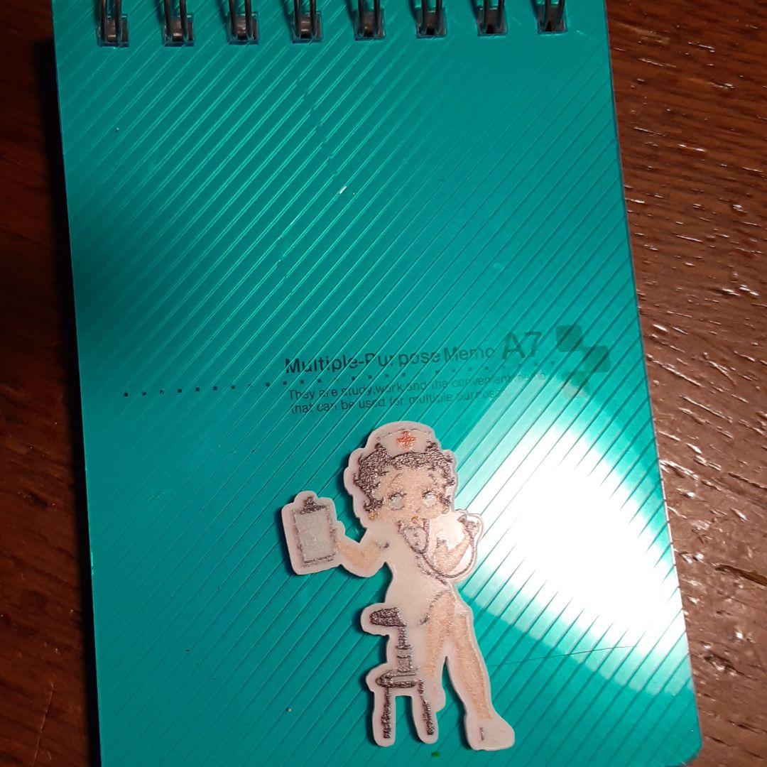 医療好き●新品　メモ帳ベティ看護婦さんブルー