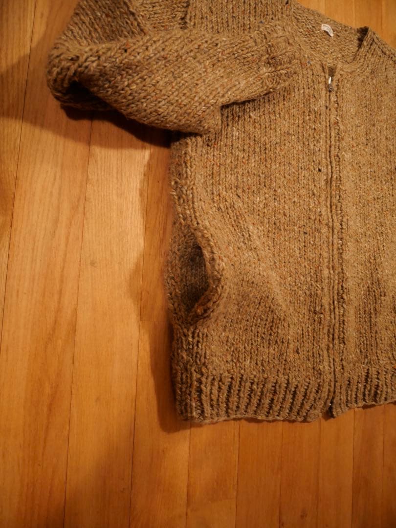 トップス PHIGVEL HAND-KNITTING ZIP SWEATER
