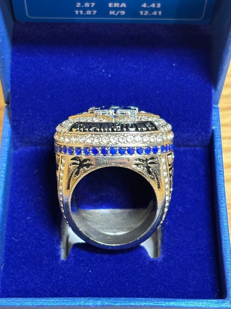 ⭐️期間限定価格⭐️【特別】大谷翔平2025＆2024チャンピオンリング&トロフィー