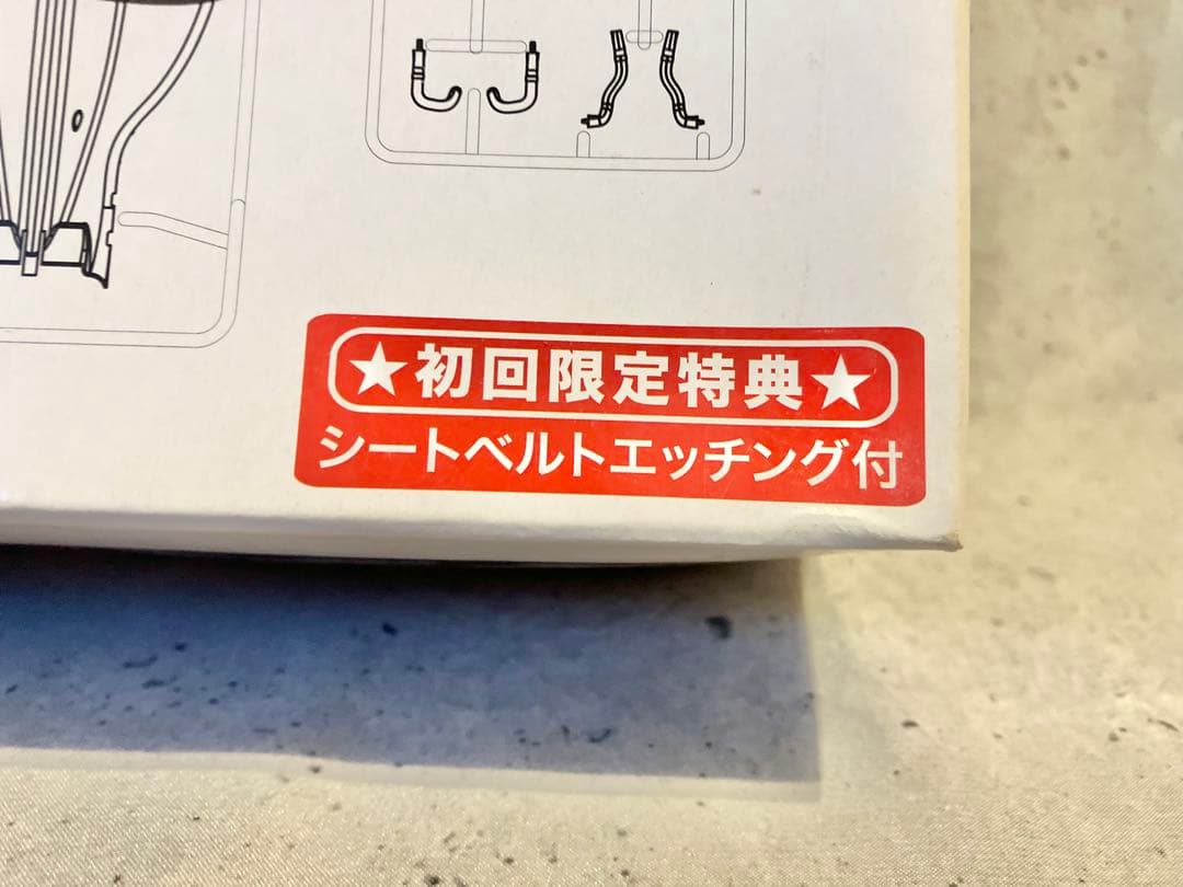 週末割引！ フジミ McLaren Honda MP4/6 初回限定特典付