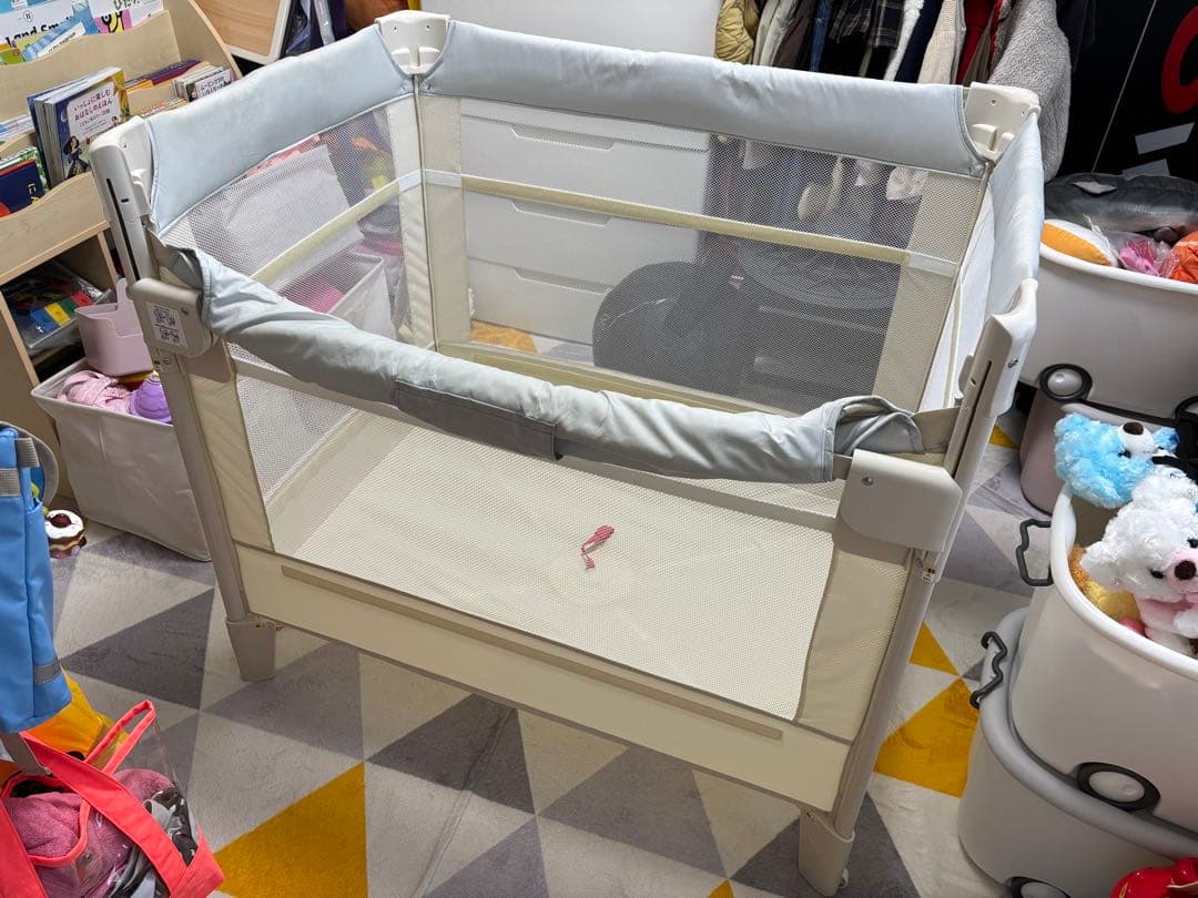 Aprica ココネルエアー　ベビーベッド メッシュ ベージュ