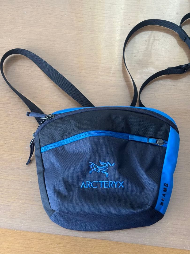 ARC'TERYX アークテリクスBEAMS別注マンティス