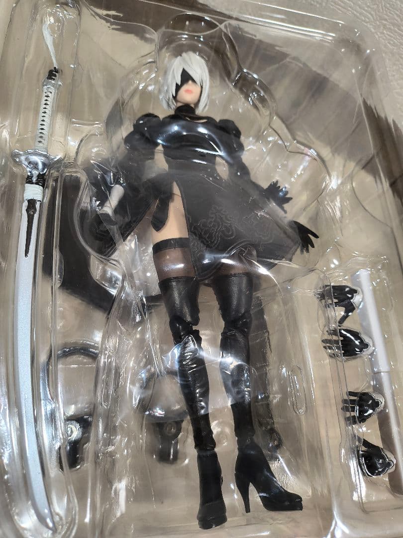 安値NieR: Automata 2B フィギュア　ニーア