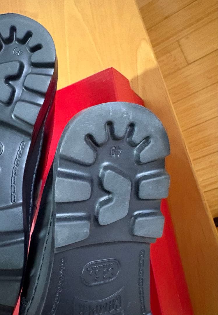 カンペール　ブルートゥス フラットシューズ