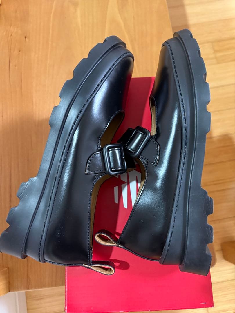 カンペール　ブルートゥス フラットシューズ