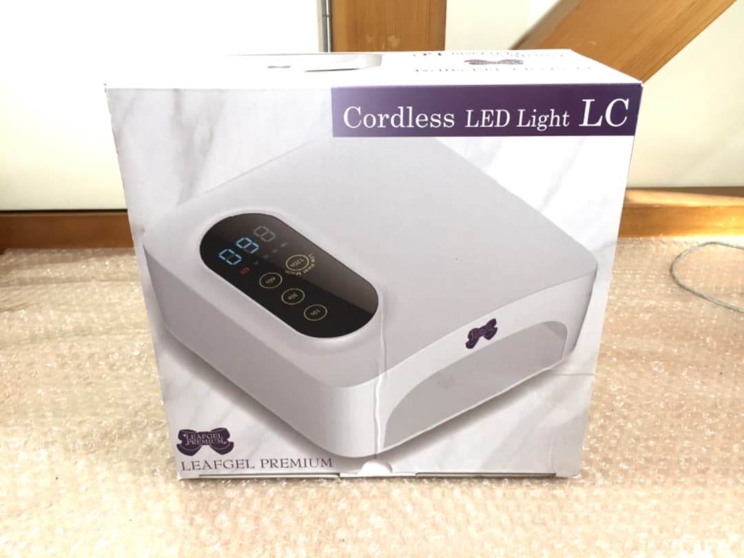 ○LEAFGEL PREMIUM コードレスLEDライト 美容 [美品完動品]