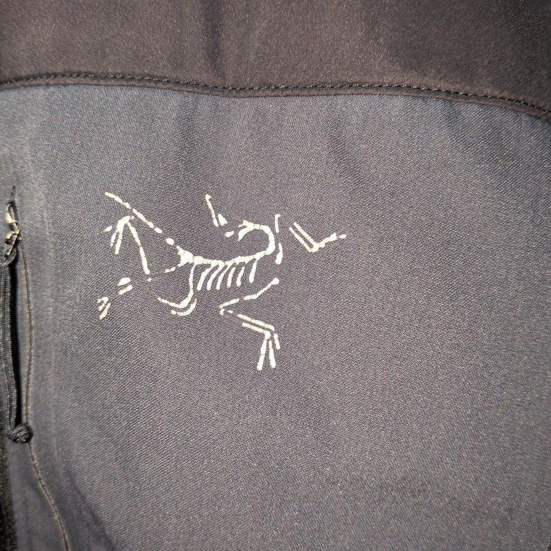 Arc'teryx 中綿ベスト ブラック　Ｌサイズ