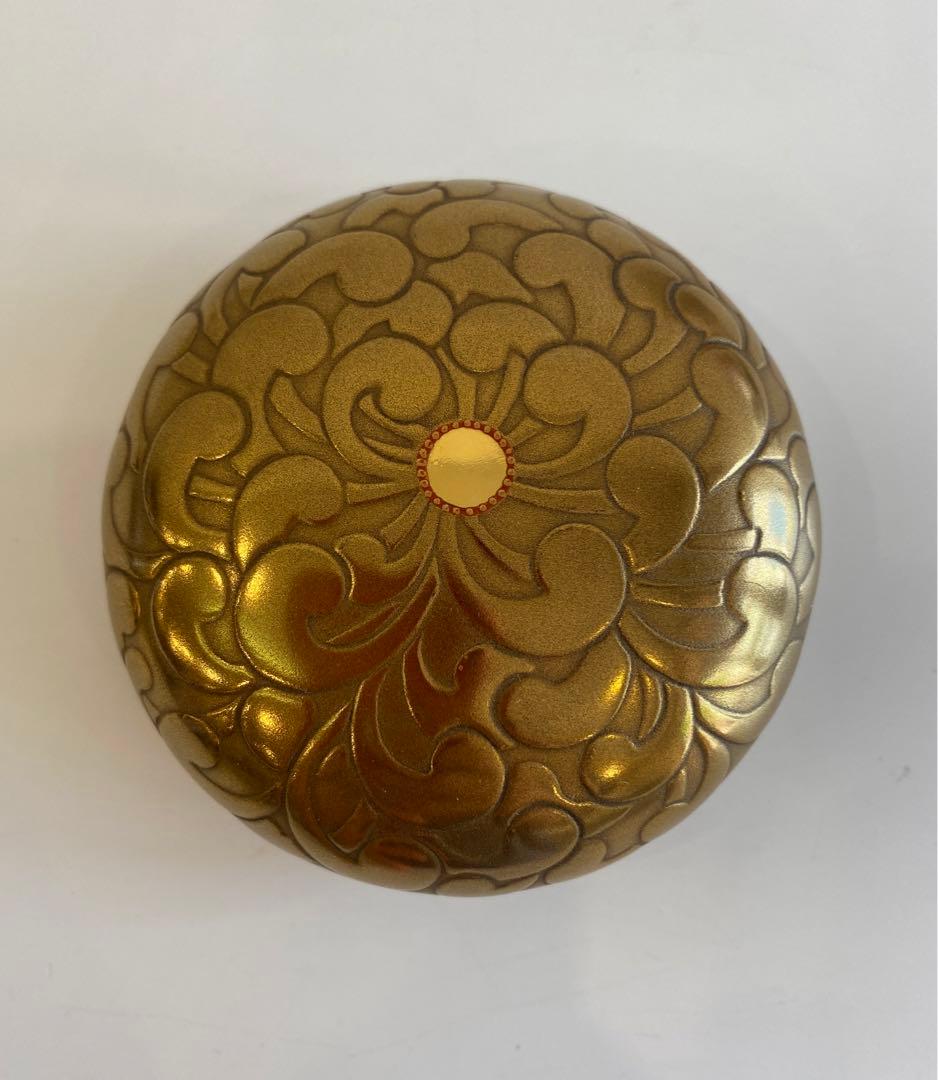 菊蒔絵丸香合　西條一斎作　茶道具