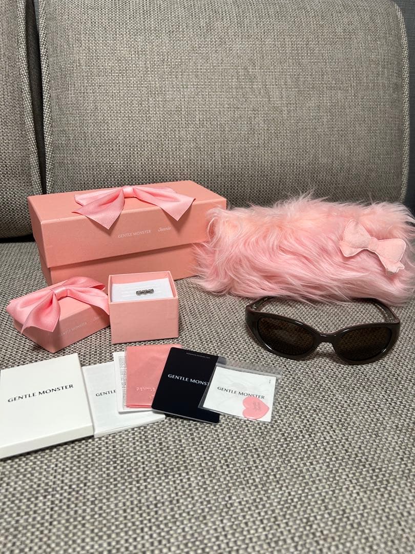 ⚠️最終値下げ【新品未使用】GENTLE MONSTER × JENNIEチャーム