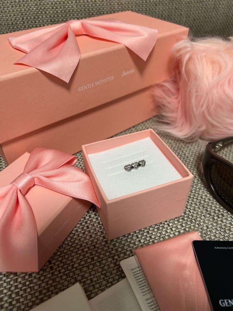 ⚠️最終値下げ【新品未使用】GENTLE MONSTER × JENNIEチャーム