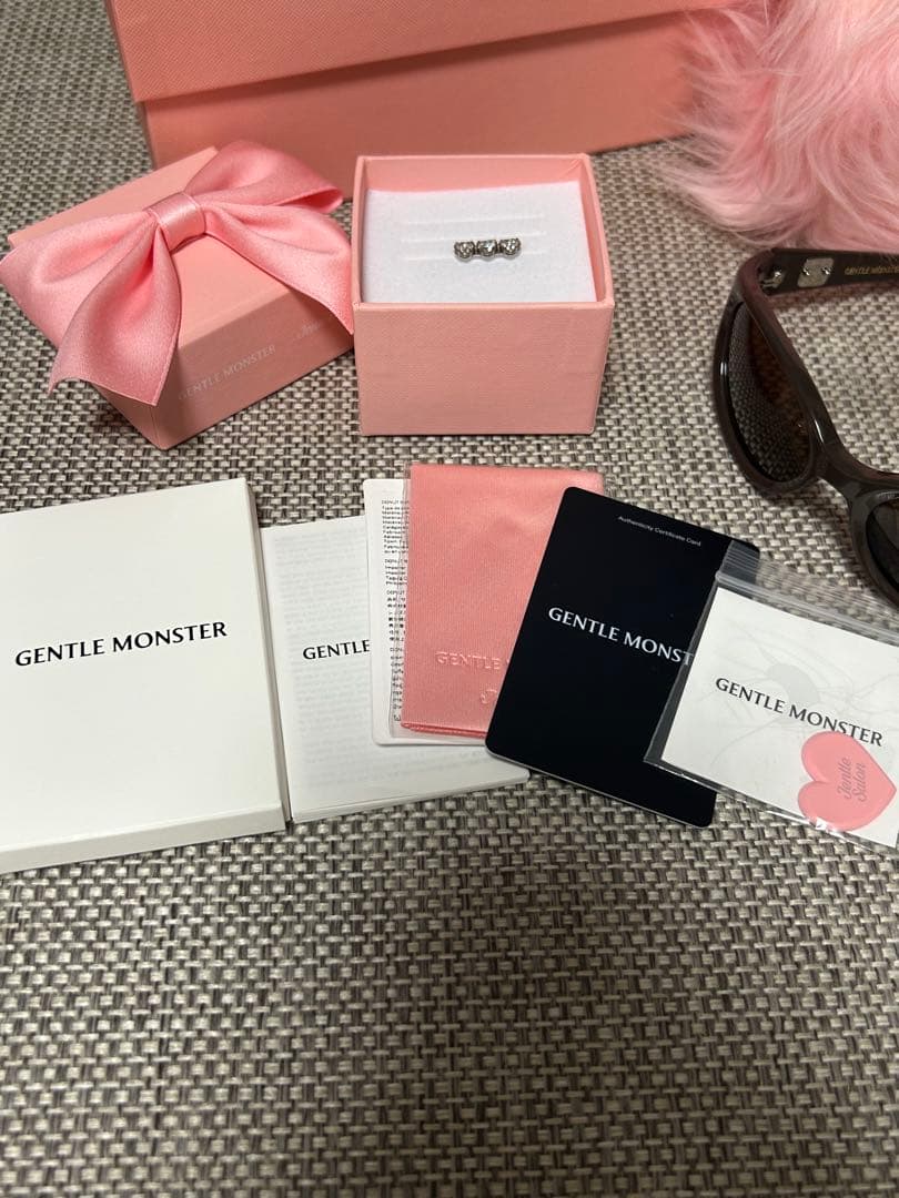 ⚠️最終値下げ【新品未使用】GENTLE MONSTER × JENNIEチャーム