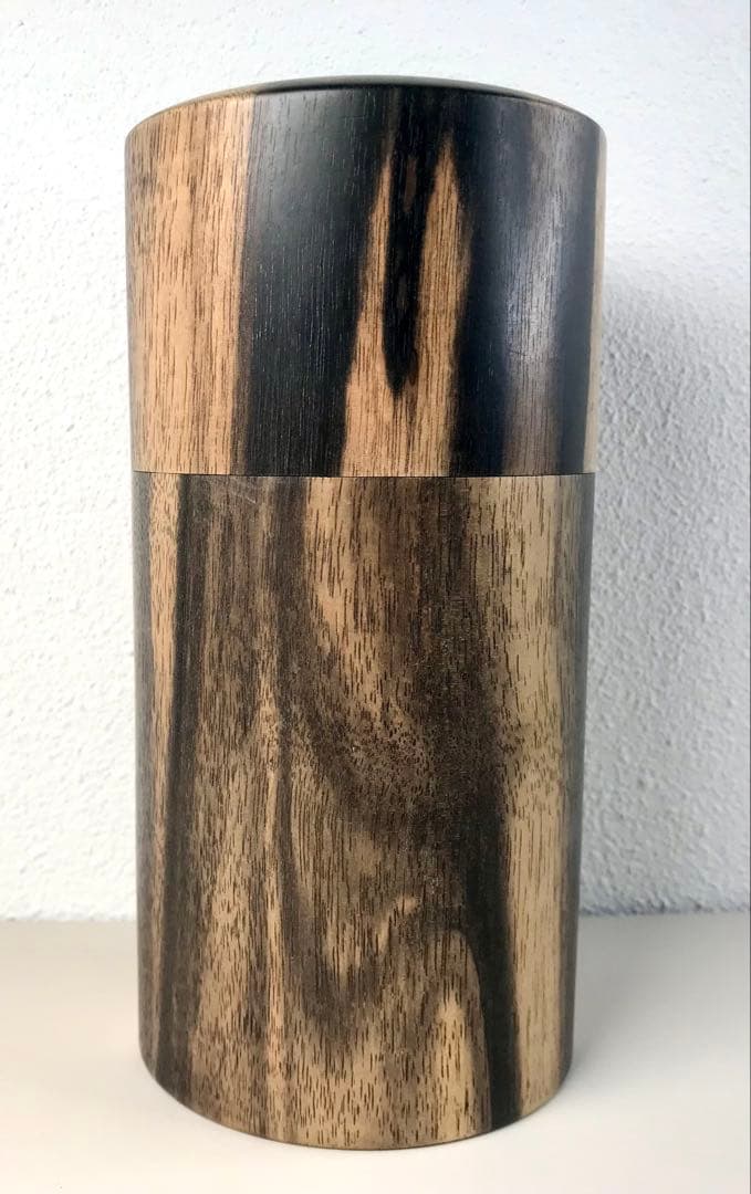 未使用 西羽製作 黒柿製 茶筒 煎茶道具 黒柿 古木造