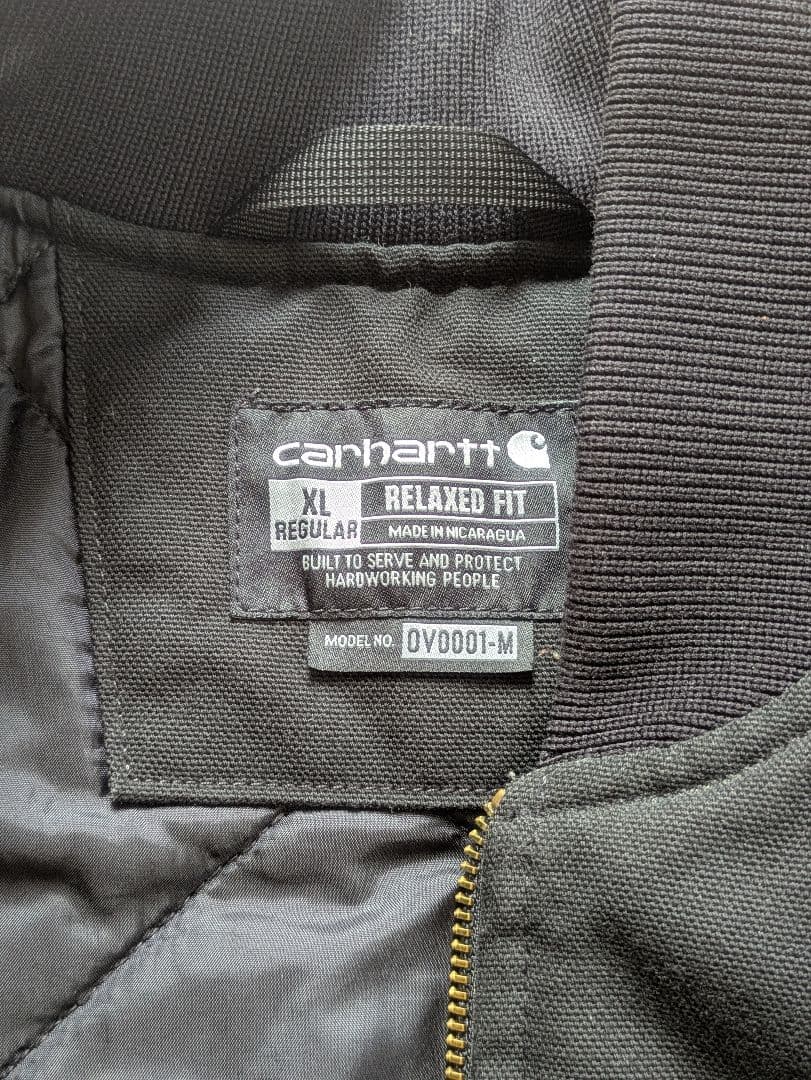 Carhartt ダックベストV01 黒　カーハート