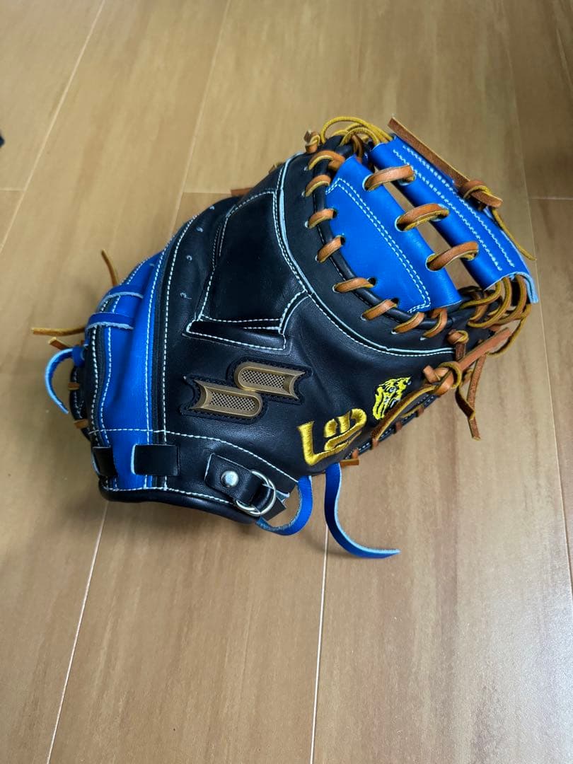 【週末まで限定値下げ】阪神タイガース　梅野隆太郎　プロ支給品キャッチャーミット