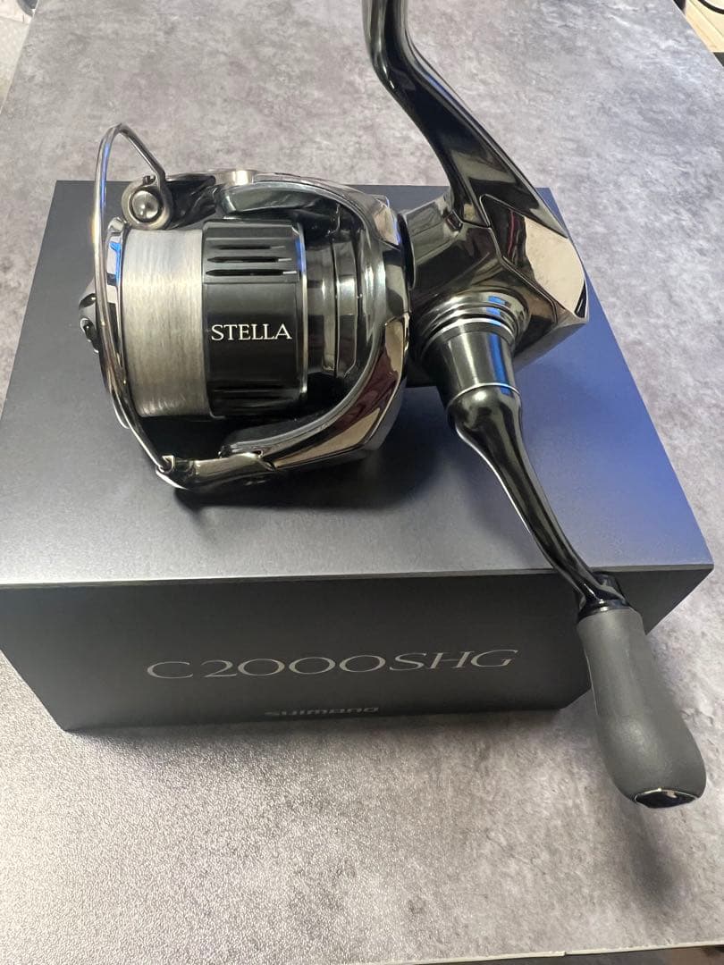シマノ 22ステラ　C2000SHG　美品中古リール