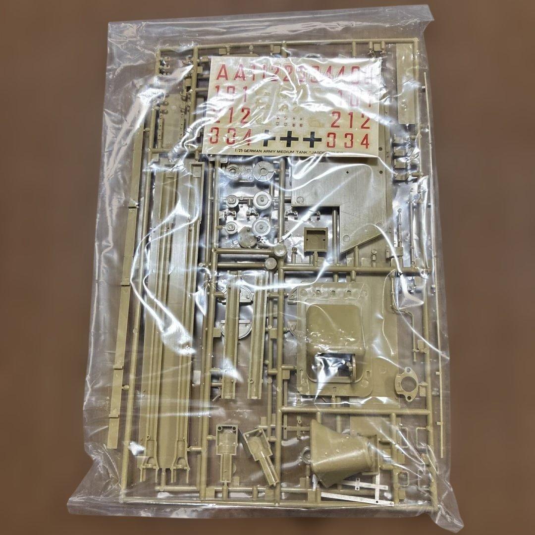 タミヤ 1/25 ドイツ陸軍戦車ロンメル(シングル)