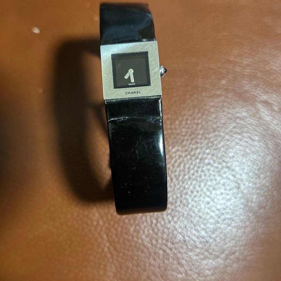 CHANEL ブラック腕時計