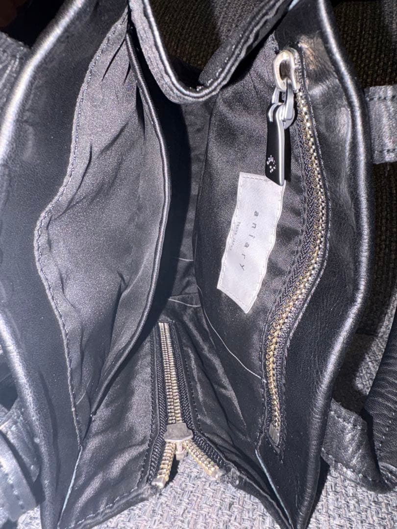 aniary 黒 レザー トートバッグ 牛皮