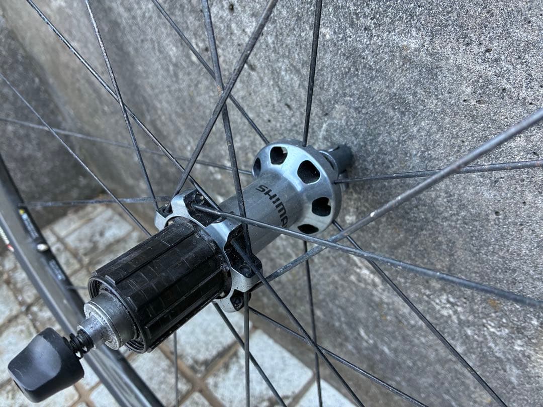 SHIMANO WH-RS700-TL チューブレスレディ　TLR