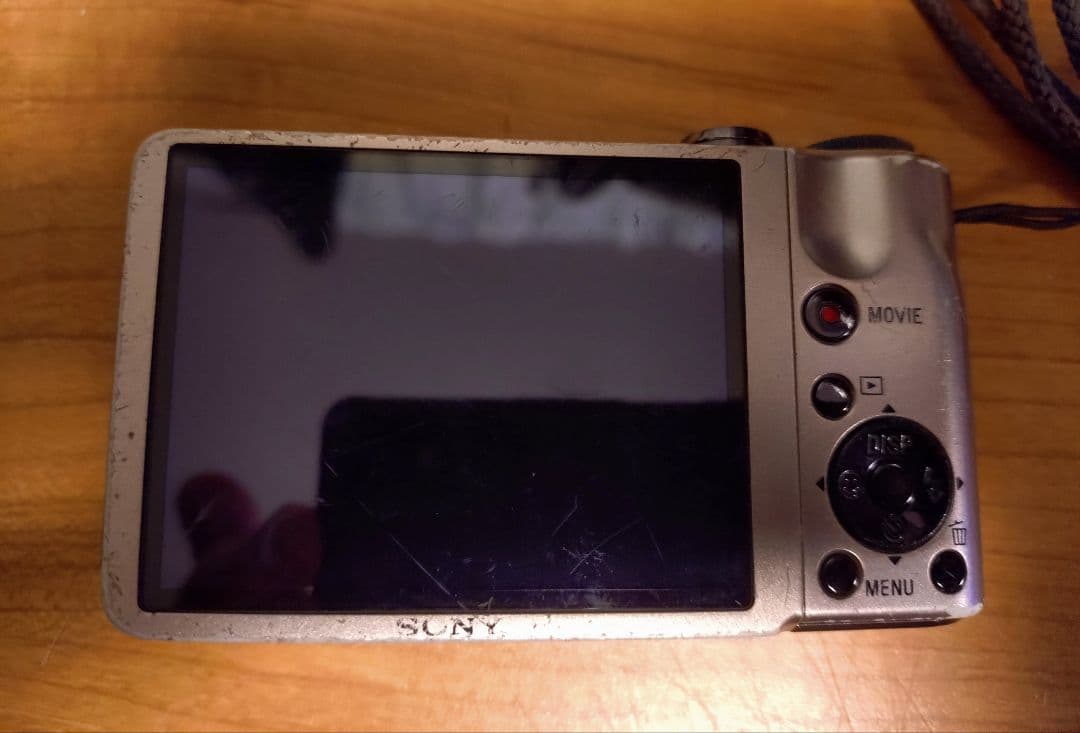 ■ソニー　デジタルスチルカメラ　DSC-HX5