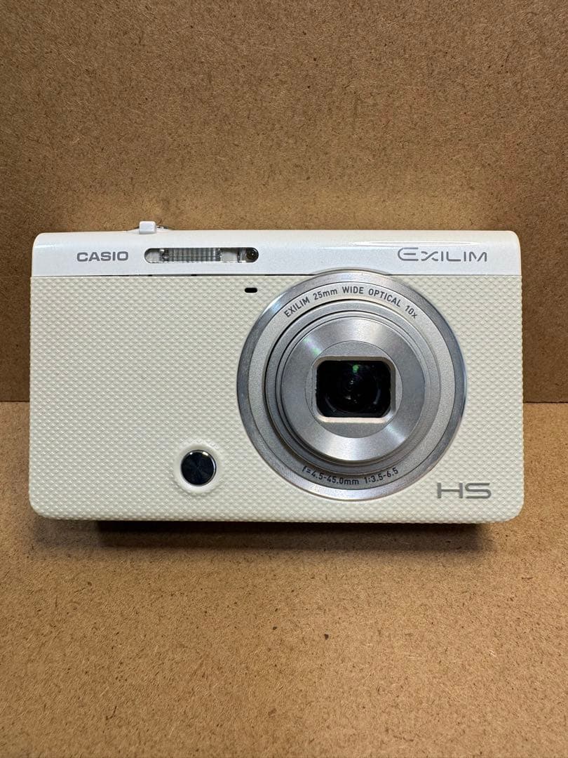 カシオ EXILIM EX-ZR50　自撮り　バッテリー2個付き（新品）