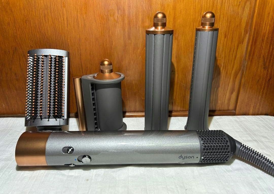 Dyson Airwrapマルチスタイラー HS05